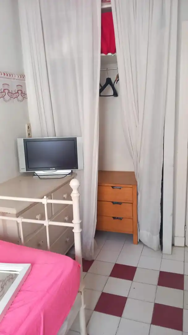 Habitación 100 m², Almería