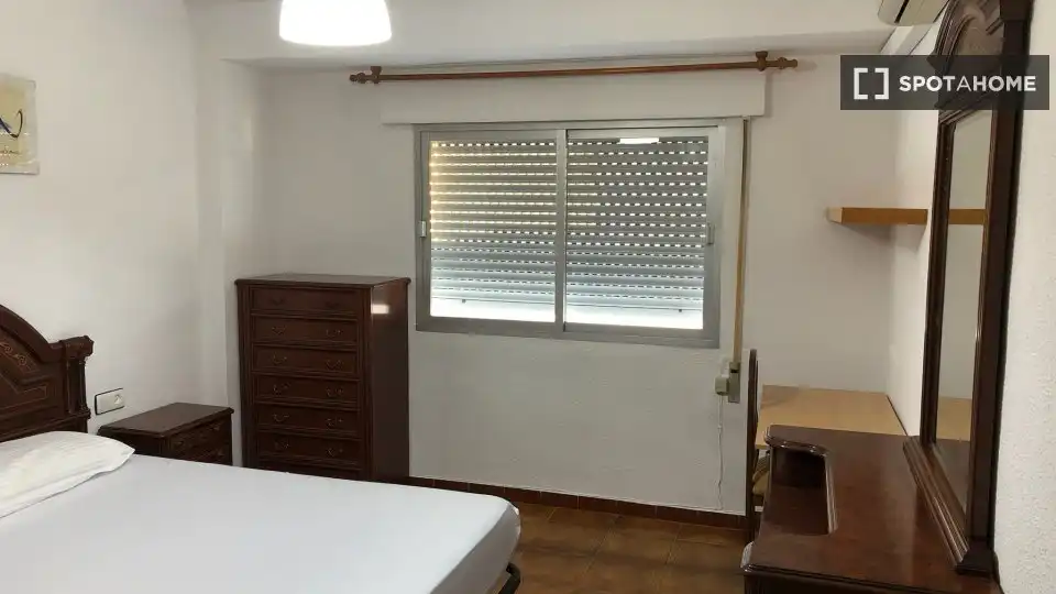 Habitación 86 m², Granada