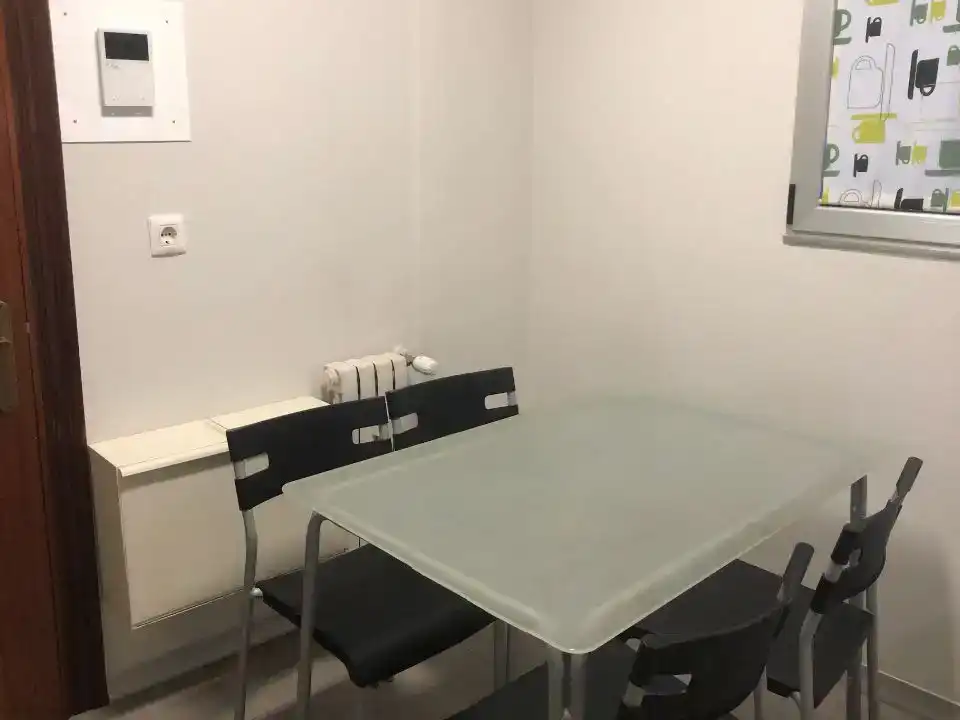 Piso de 80 m² en Oviedo