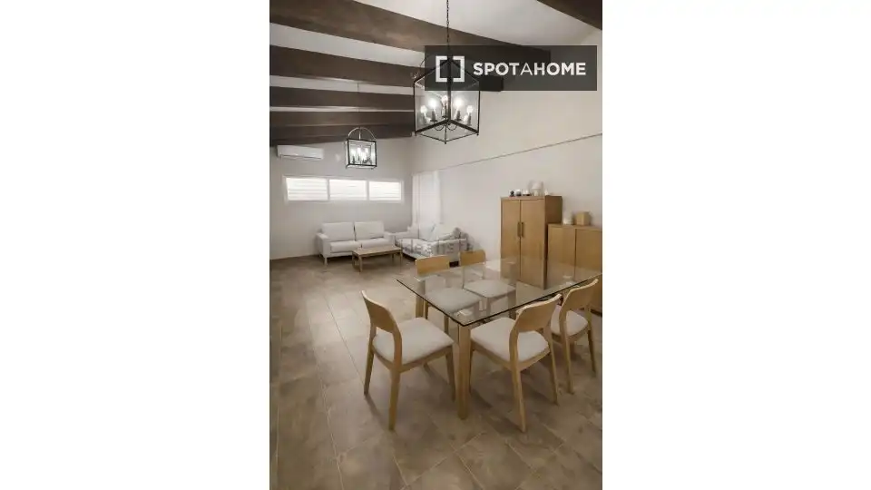 Habitación 230 m², Elche