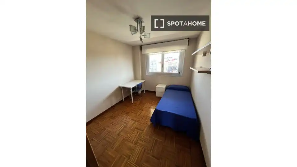 Habitación 138 m², Vigo