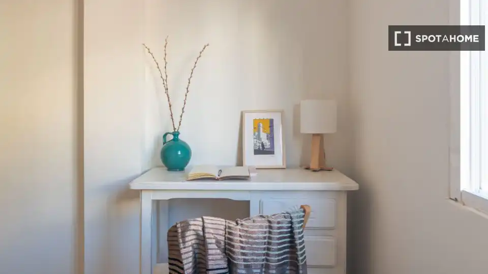 Habitación 81 m², Málaga