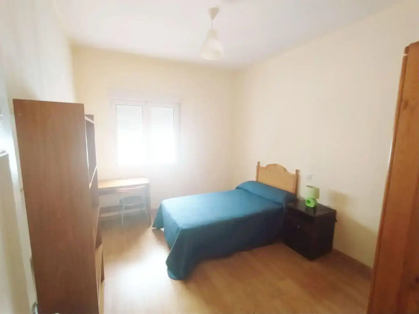Habitación 80 m², Oviedo