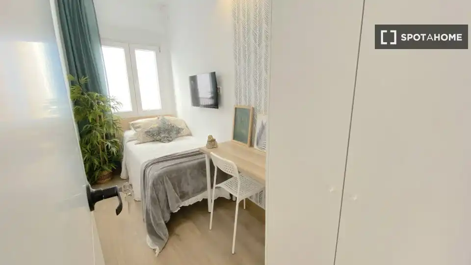 Habitación 200 m², Sevilla