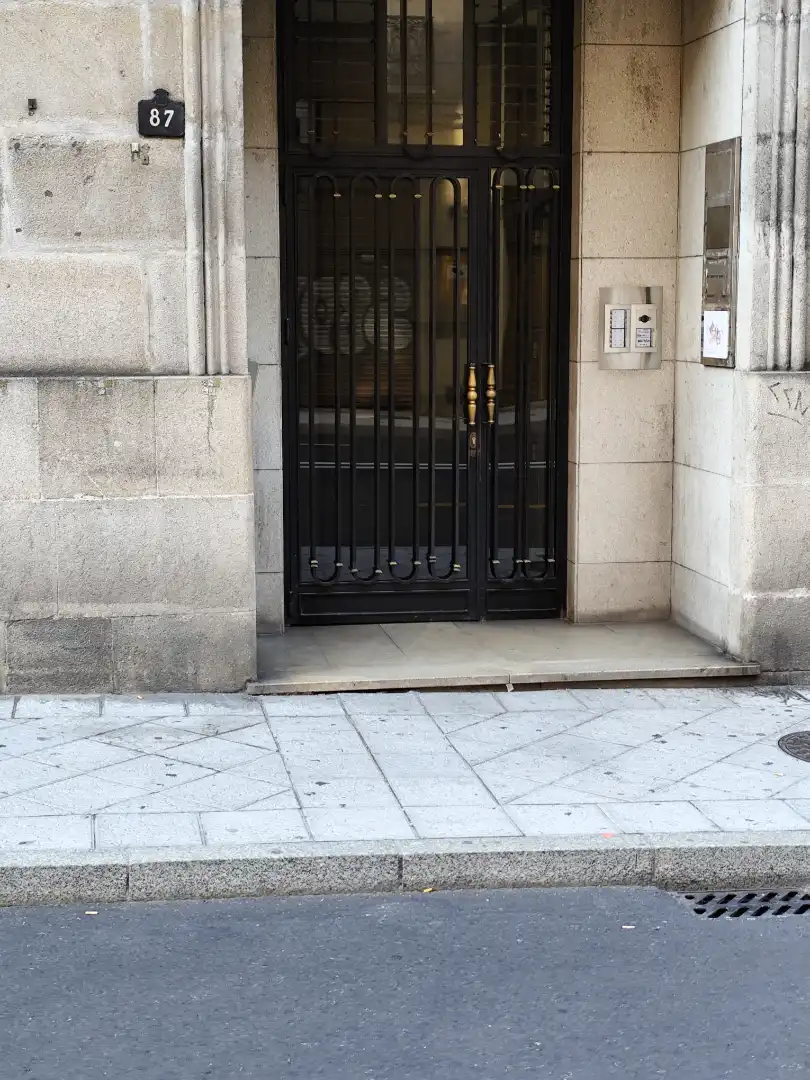 Pis de 82 m² a Ourense
