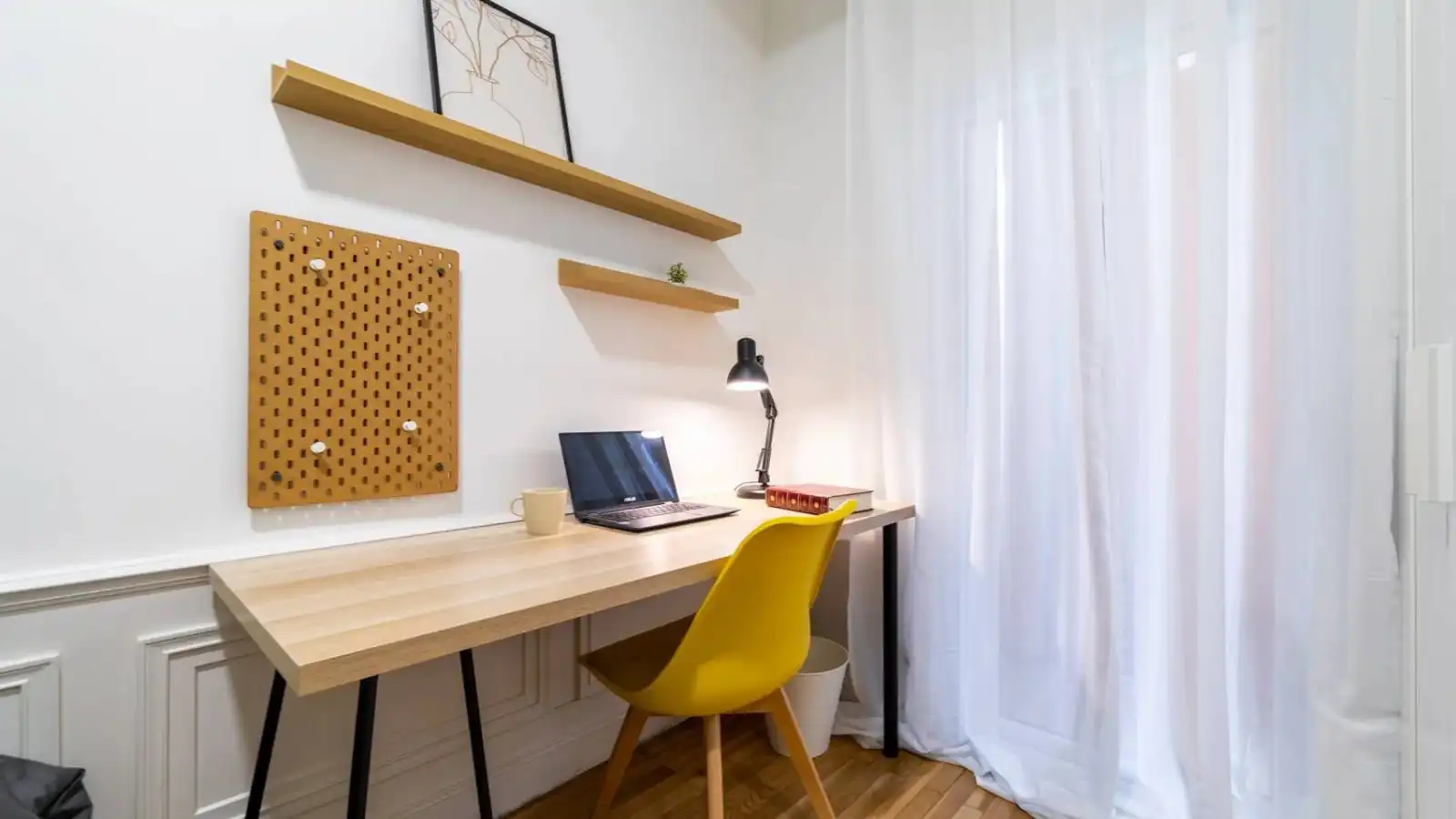 Room for rent, Madrid