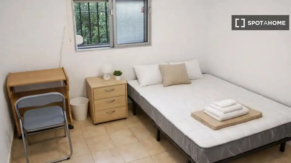 Habitación en alquiler, Camas