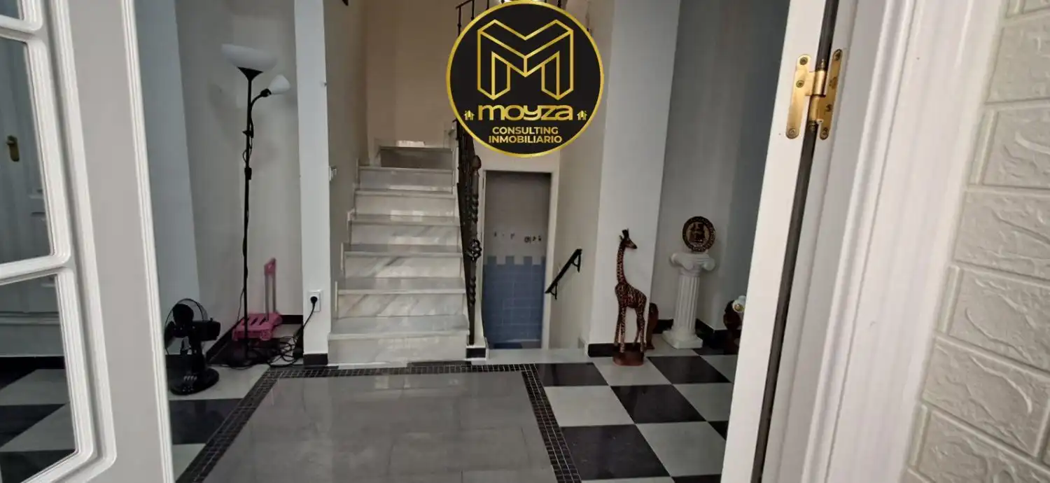 Piso de 250 m² en Jaén