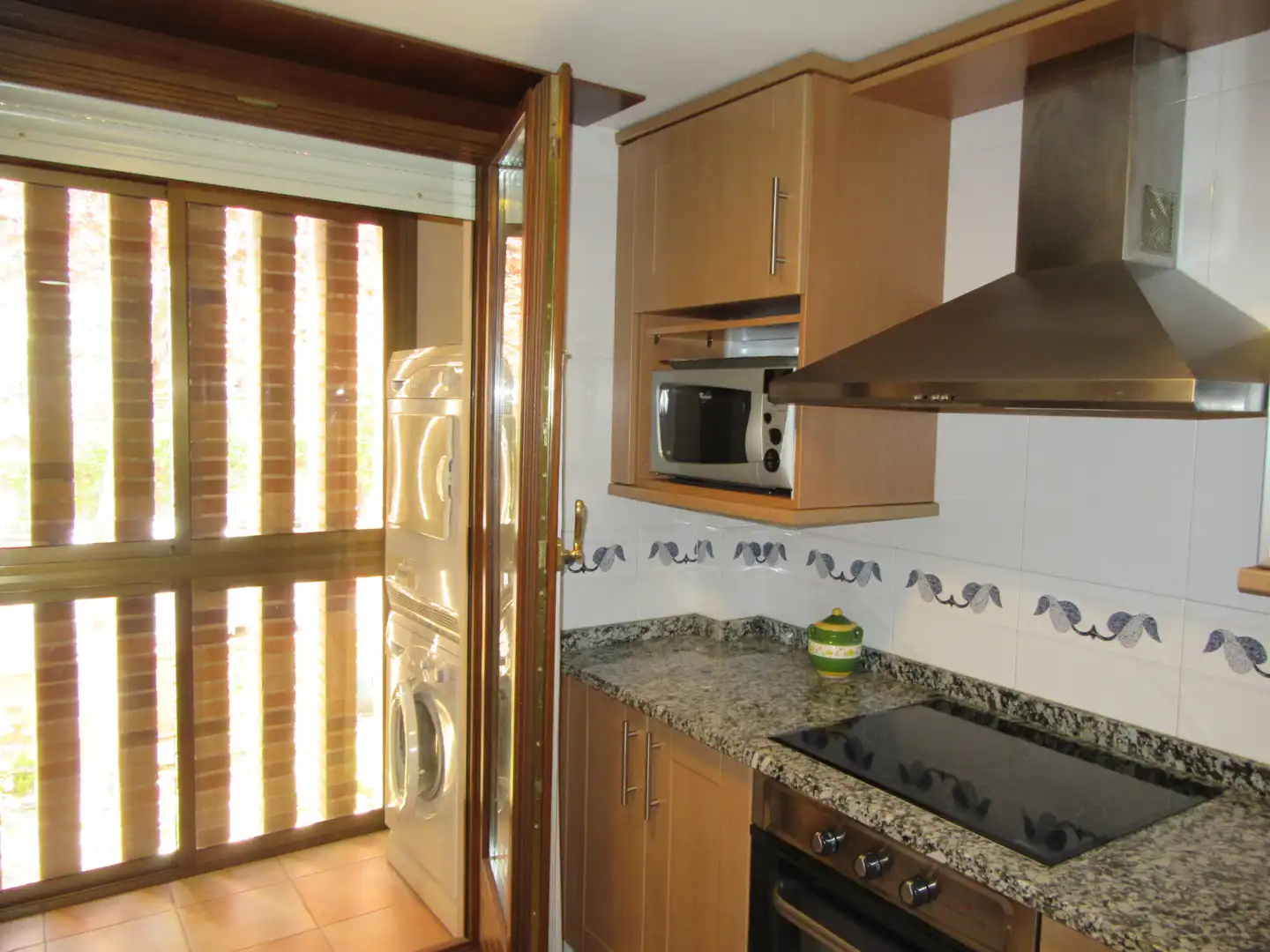 Casa de 250 m² en Zaragoza
