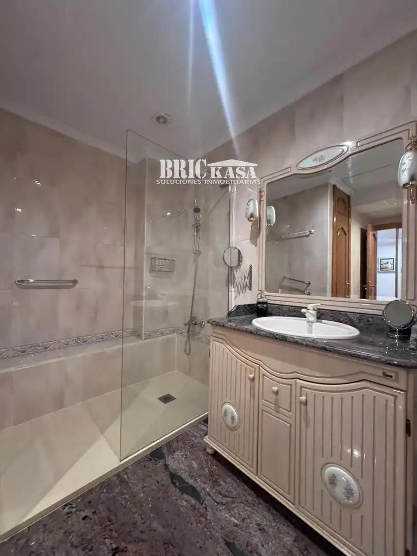 Piso de 80 m² en Cáceres