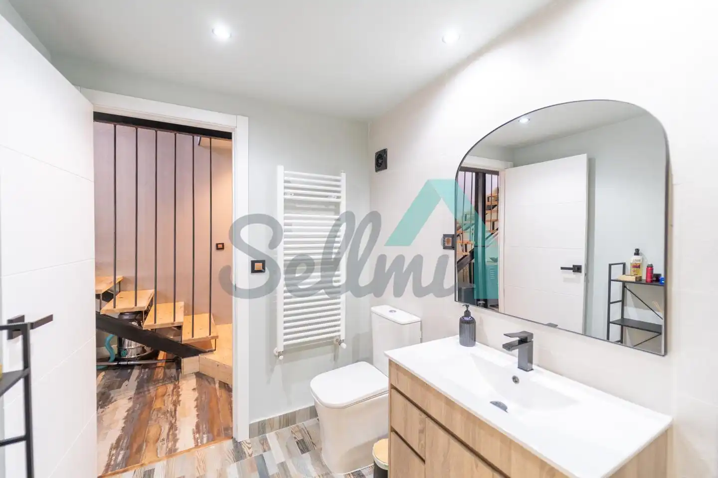 Piso de 200 m² en Mieres