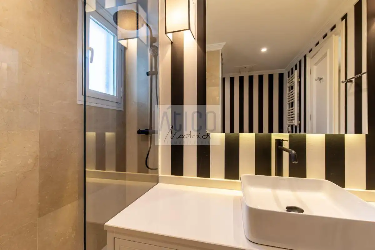Appartamento 177 m² a Madrid