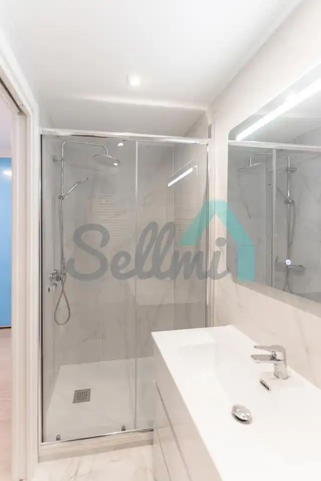 Piso de 67 m² en Oviedo