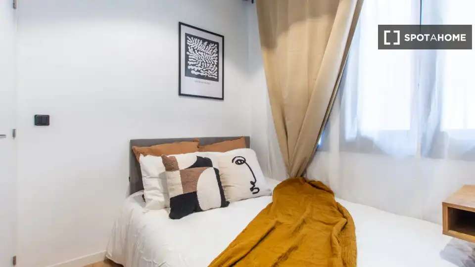 Habitación 144 m², Madrid