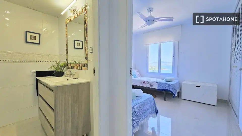 Habitación 230 m², España