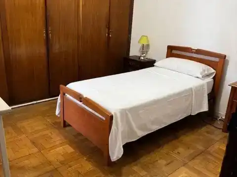 Habitación 90 m², Pamplona