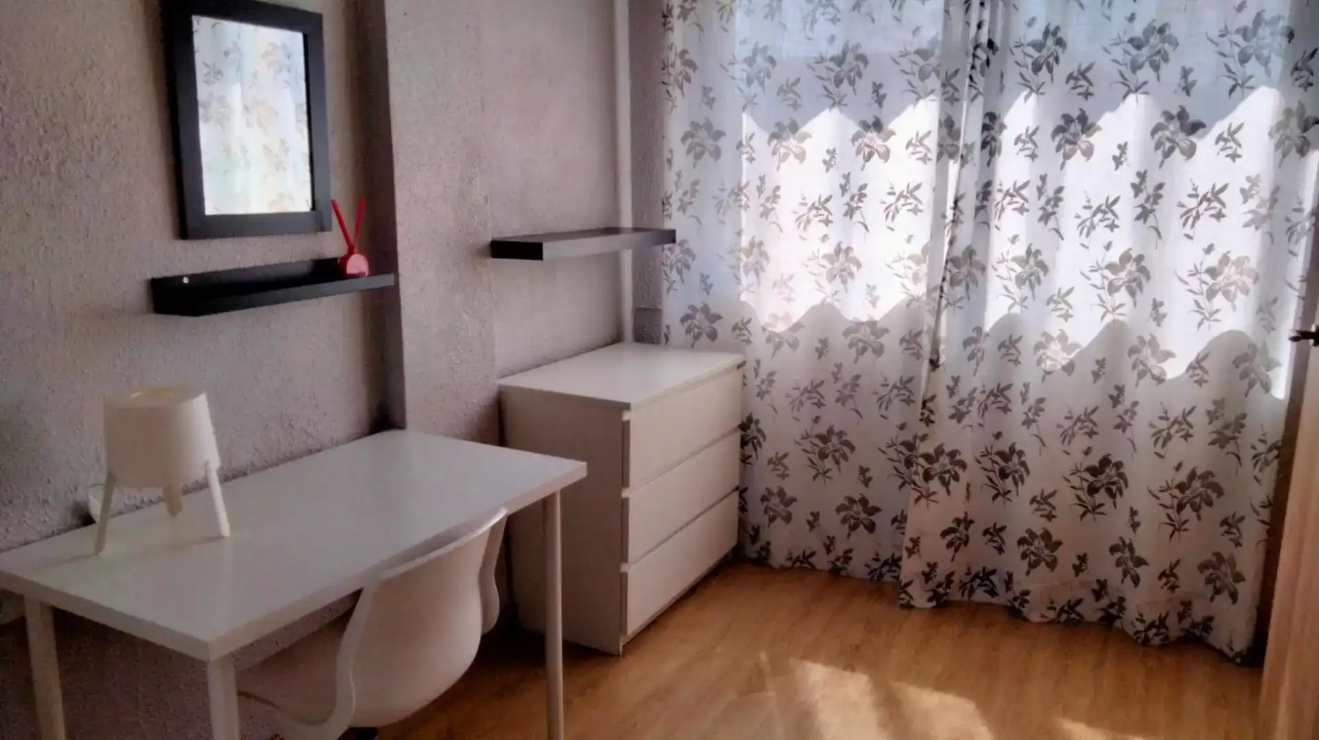 Habitación 90 m², Granada