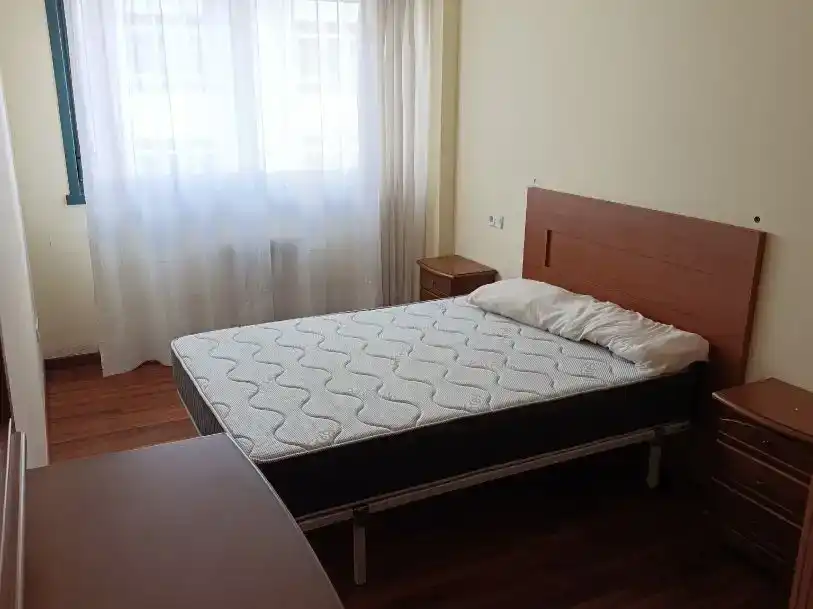 Piso de 90 m² en Lugo