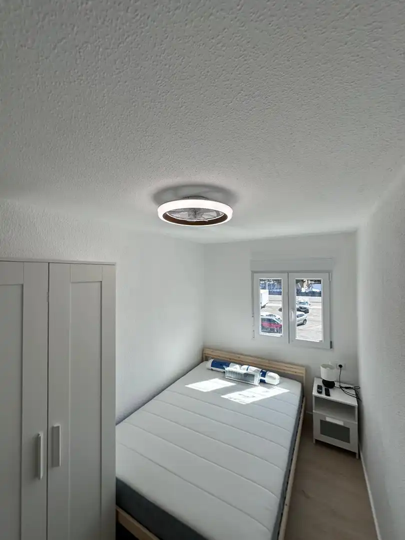 Habitación 100 m², Almería