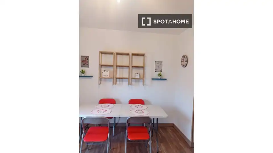 Habitación 81 m², Jaén