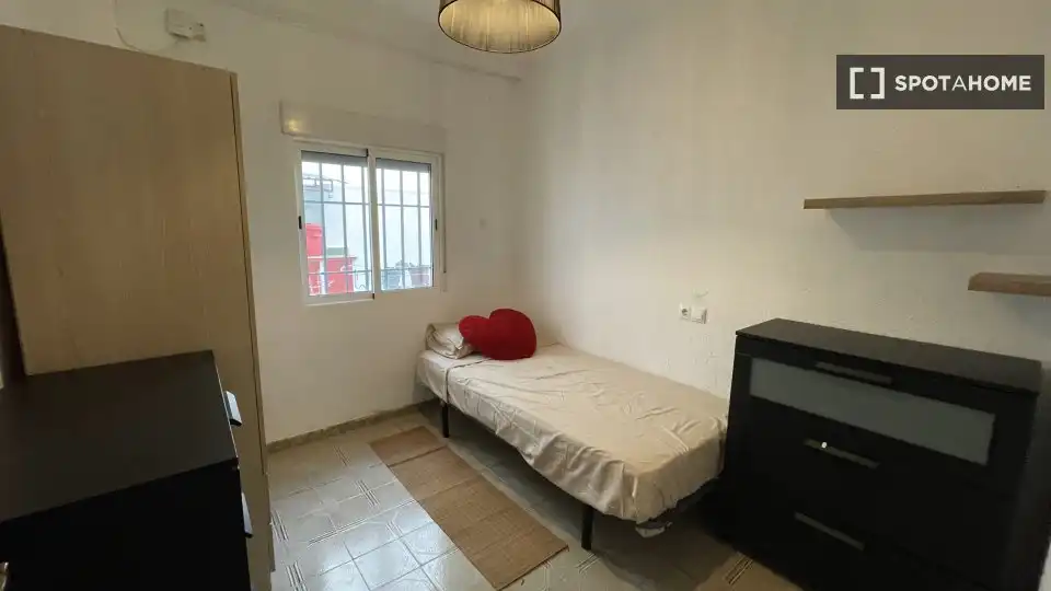 Habitación 86 m², Valencia