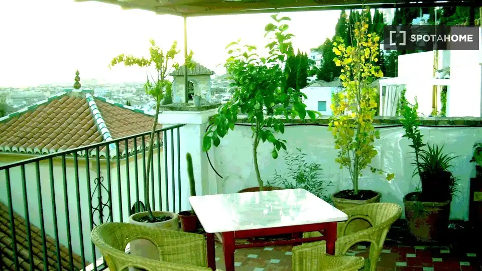 Habitación 25 m², Granada
