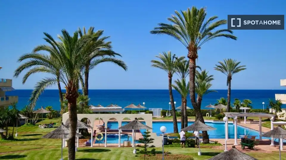 Habitación 138 m², Dénia