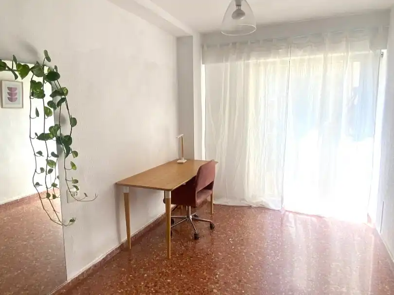 Habitación 100 m², Játiva