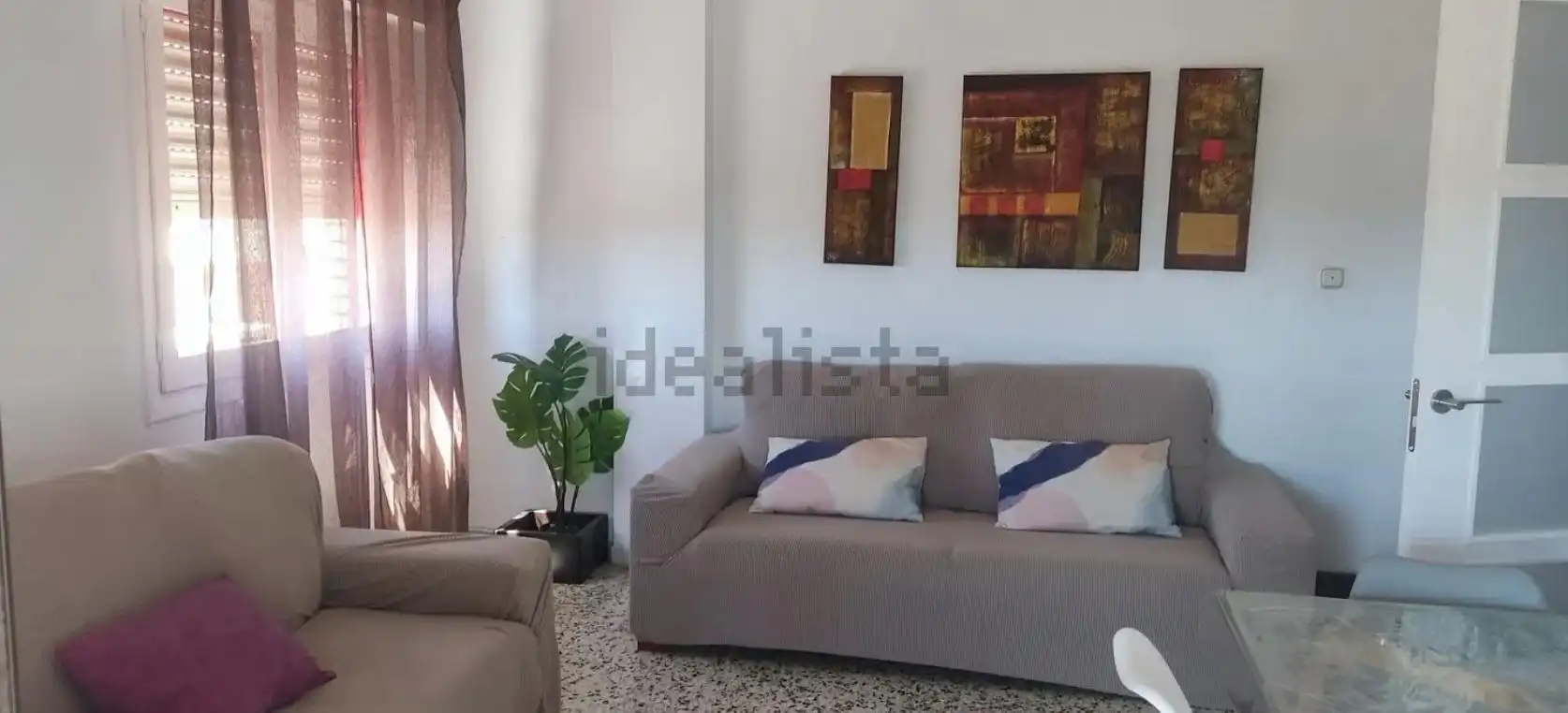 Piso de 90 m² en Almería