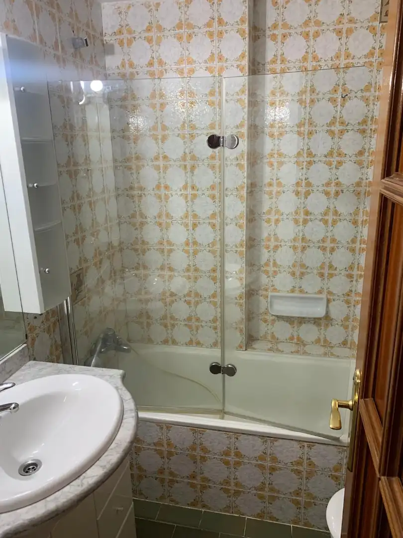 Piso de 85 m² en Granada