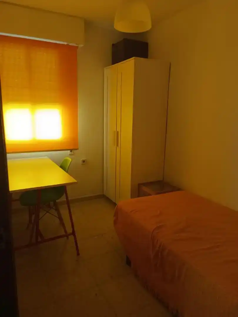 Habitación 69 m², Sevilla