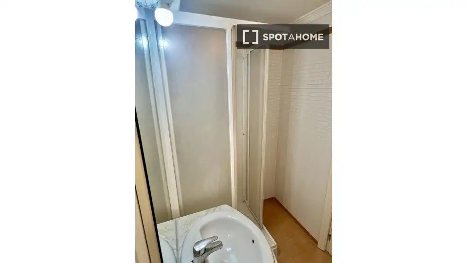 Habitación 121 m², Granada