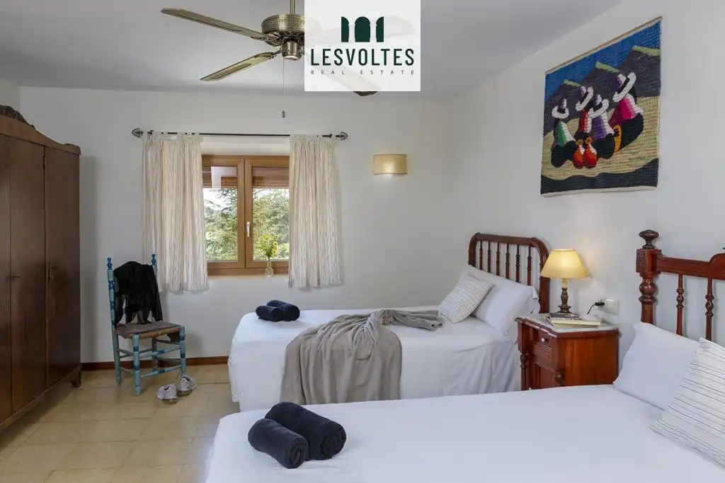 Casa de 264 m² en Forallac