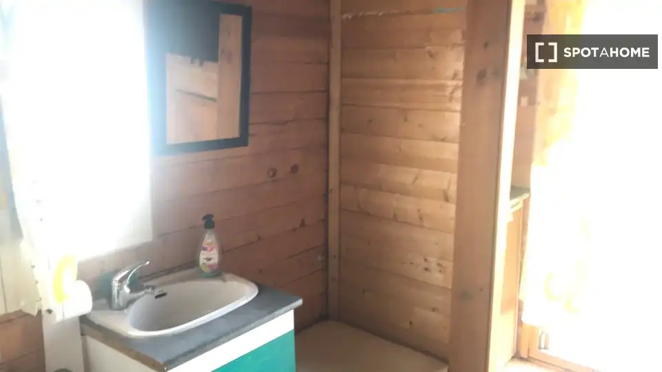 Habitación 16 m², Córdoba