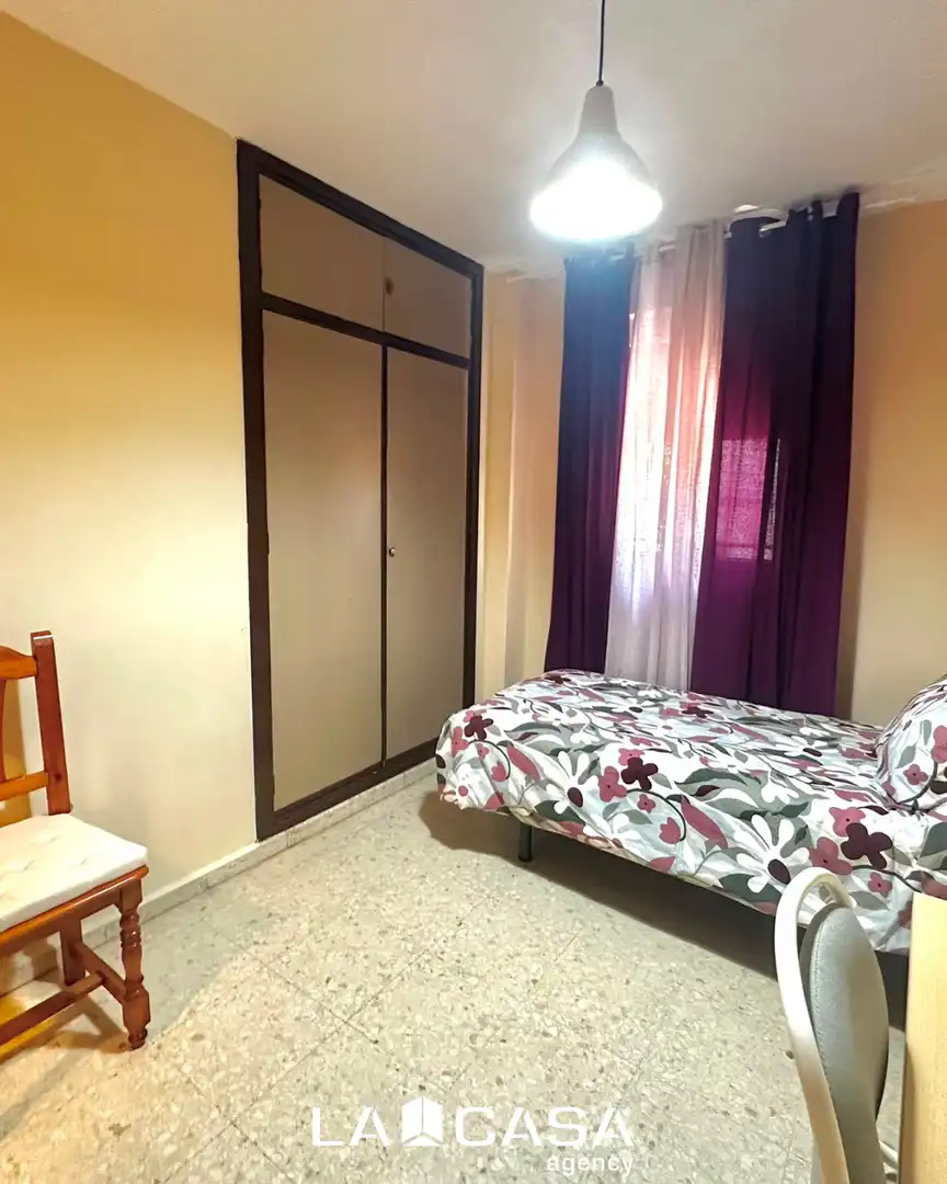 Piso de 95 m² en Sevilla