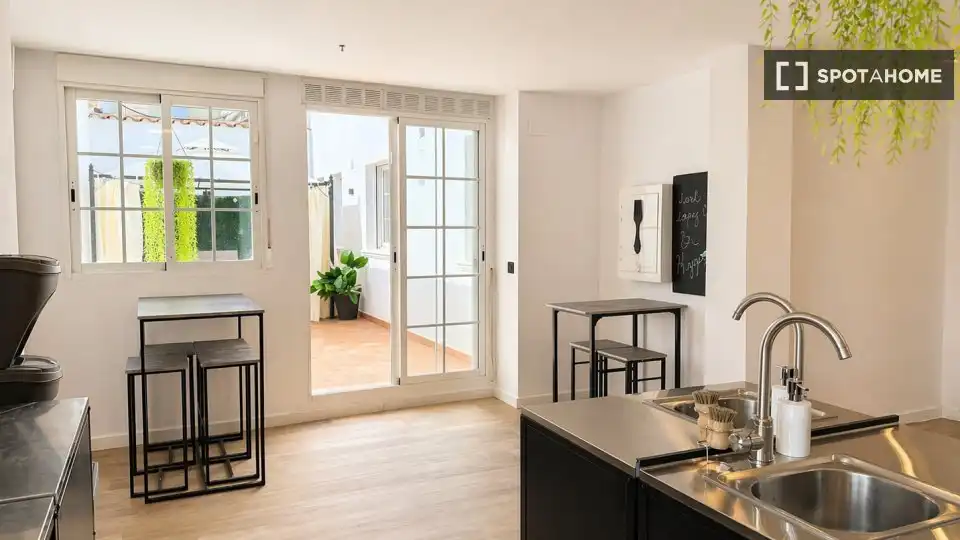 Habitación 451 m², Valencia