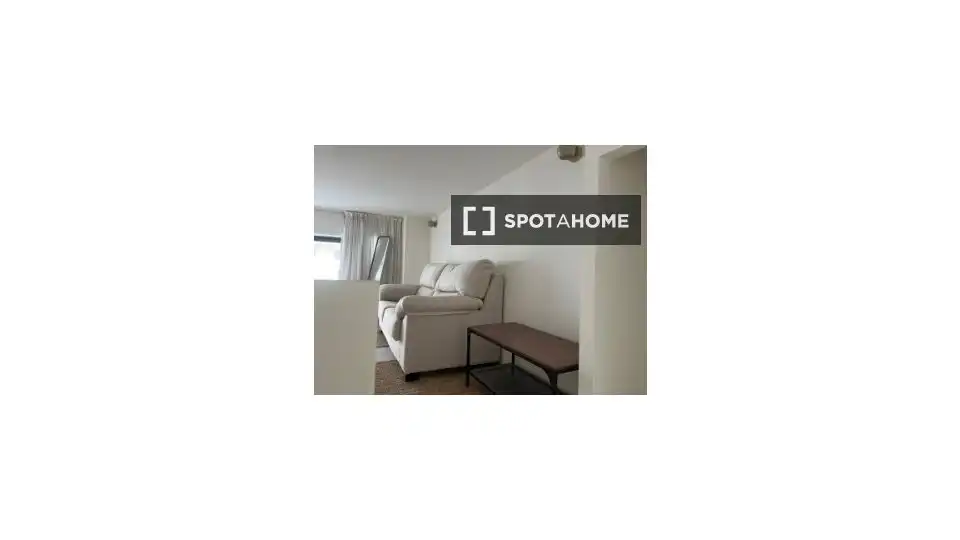 Habitación 71 m², Sevilla