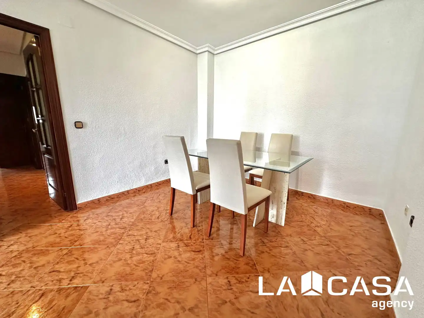 Piso de 100 m² en Dos Hermanas