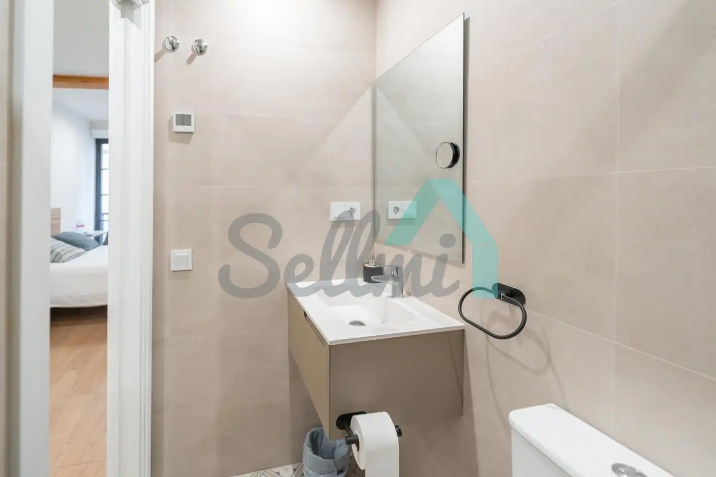 Habitación 16 m², Oviedo