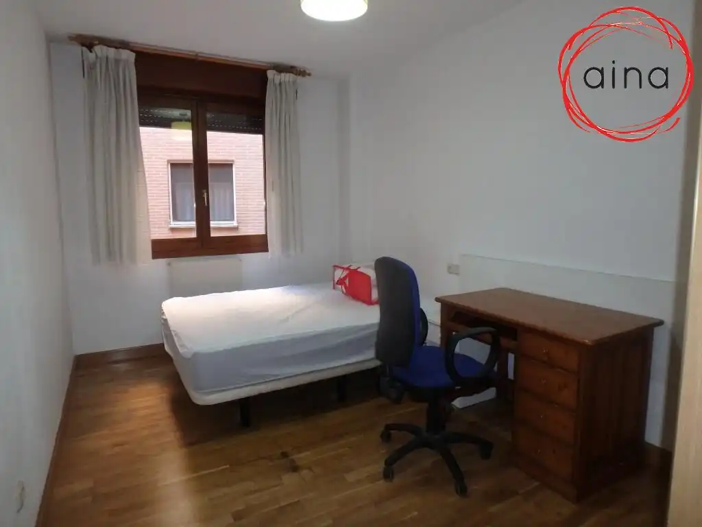 Piso de 118 m² en Pamplona
