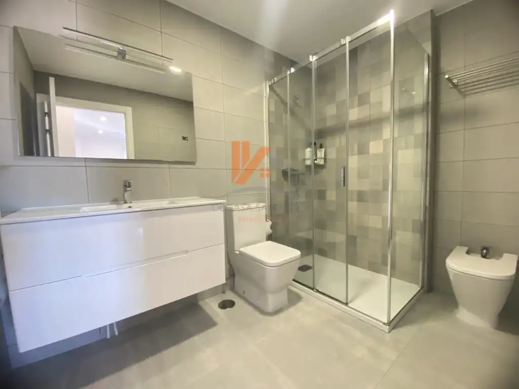 Piso de 111 m² en Santiago de Compostela