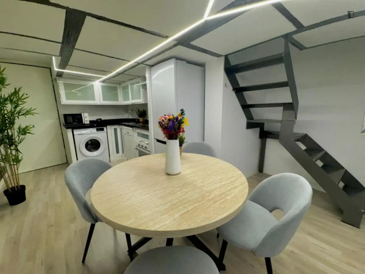 Habitación 100 m², Madrid