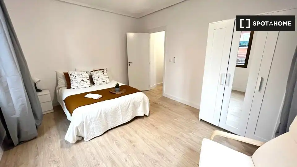 Habitación 100 m², Valencia