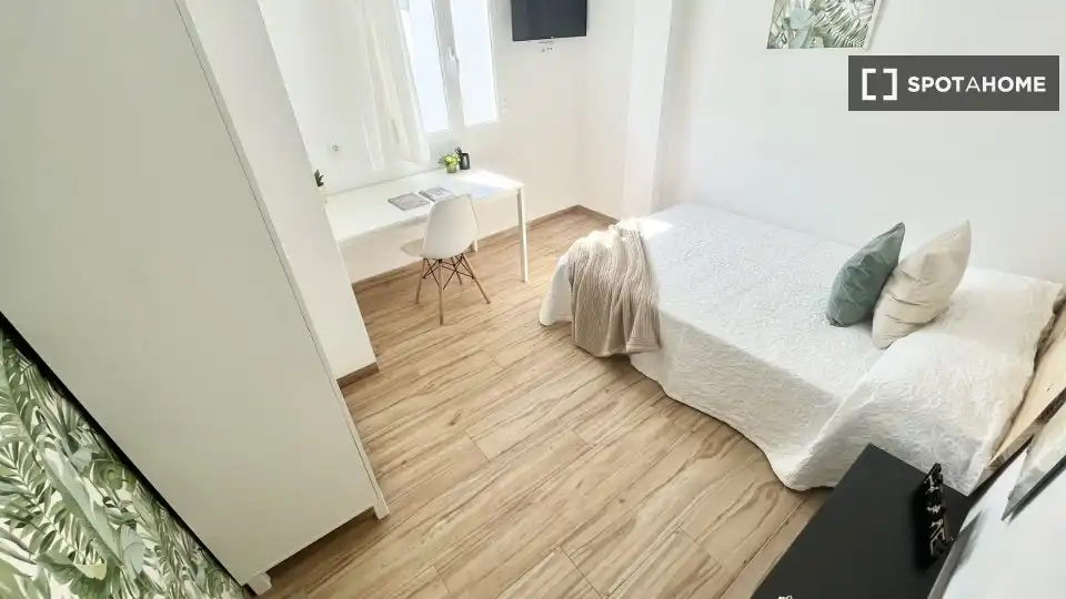 Habitación 81 m², Sevilla