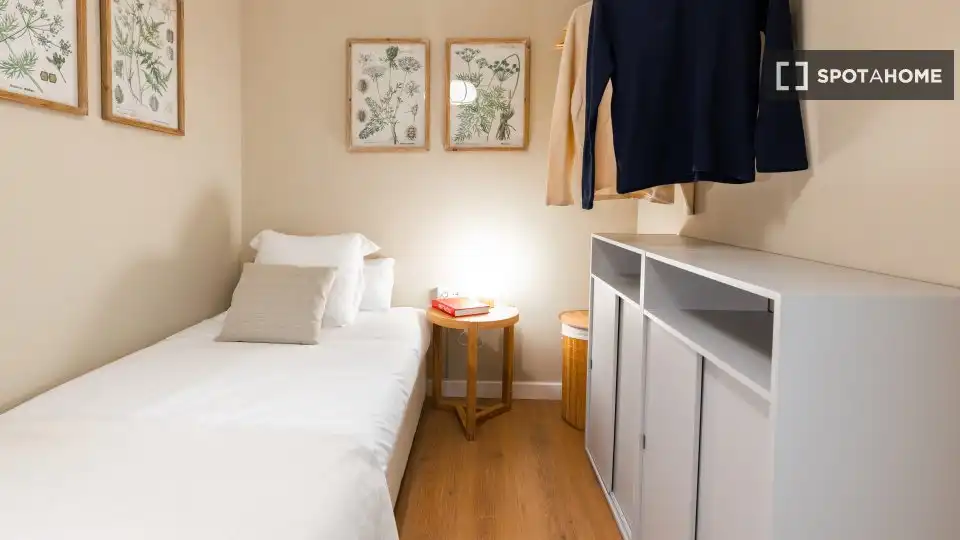 Habitación 75 m², Barcelona
