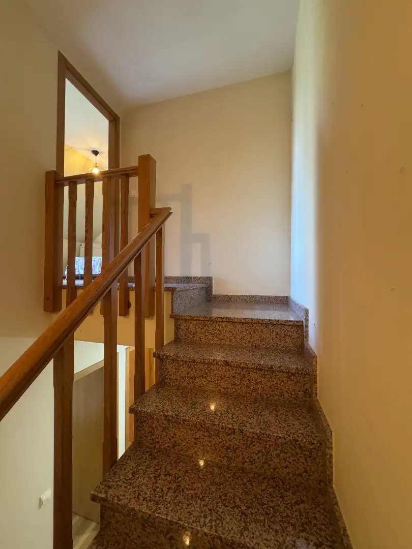 Casa de 153 m² a Teo