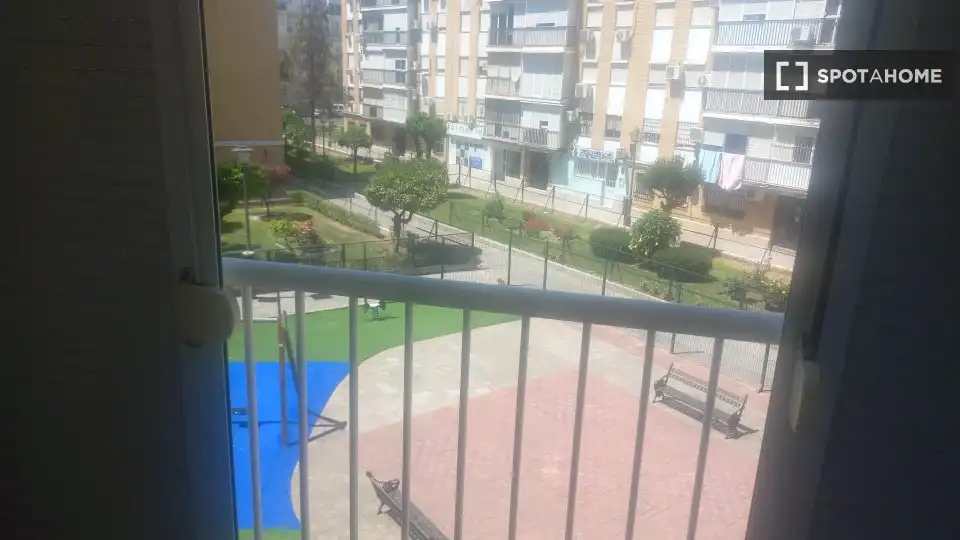Habitación 81 m², Sevilla