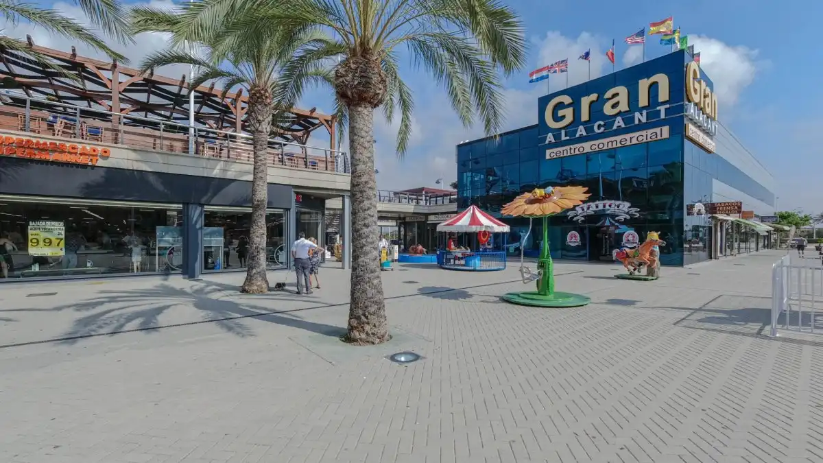 Piso de 64 m² en Santa Pola