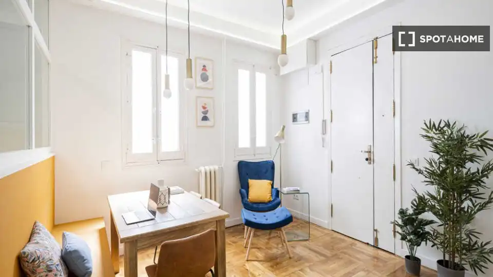 Habitación 250 m², Madrid