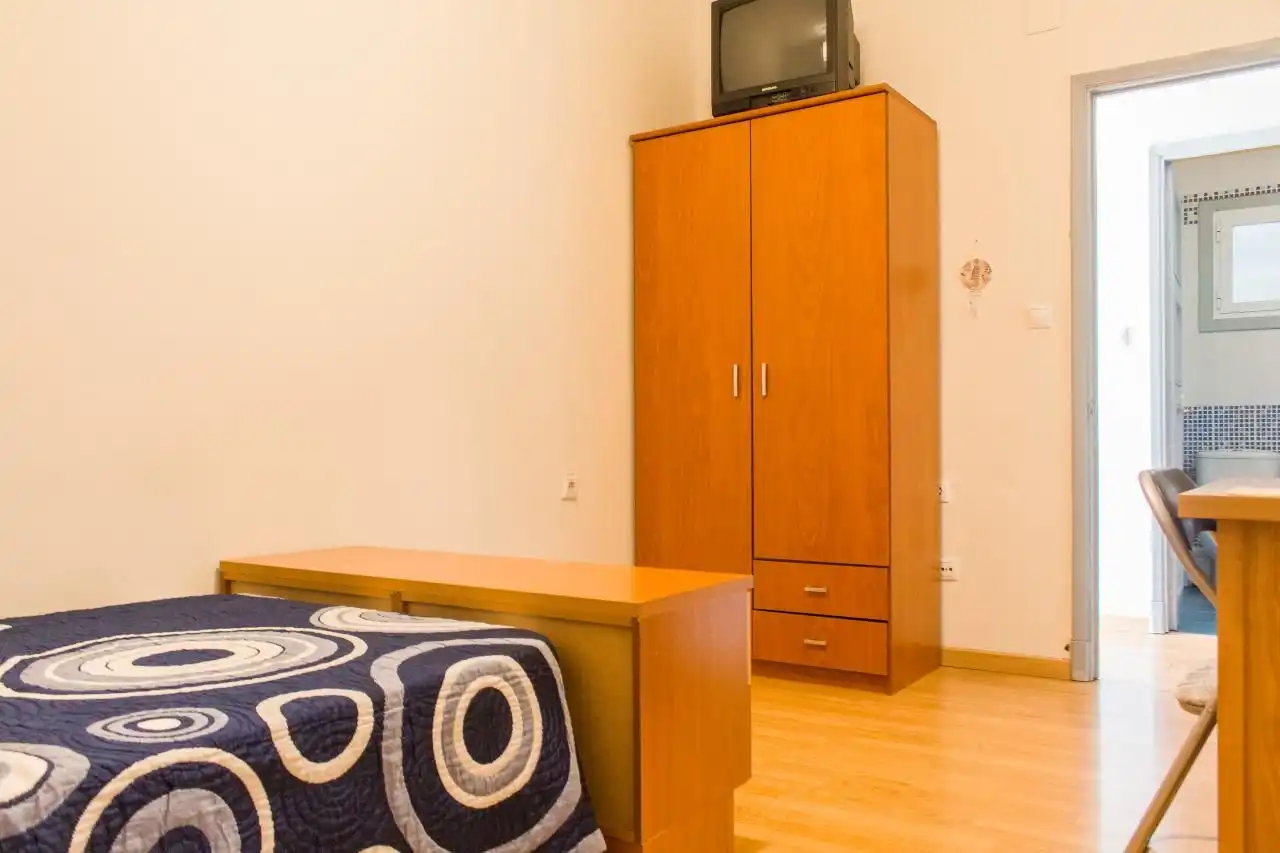 Habitación 12 m², Ourense